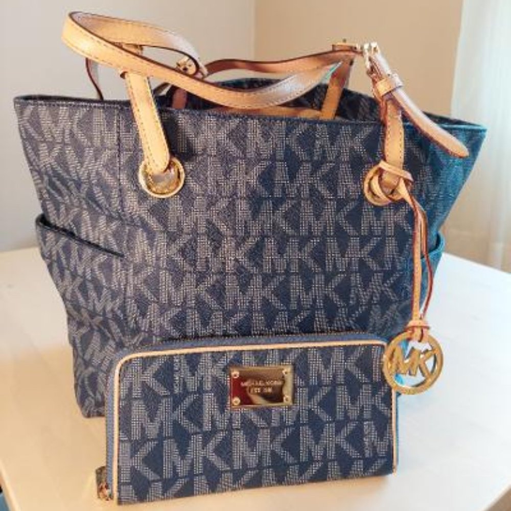 MK Jet Set Blue Logo Leather Handbag and Wallet